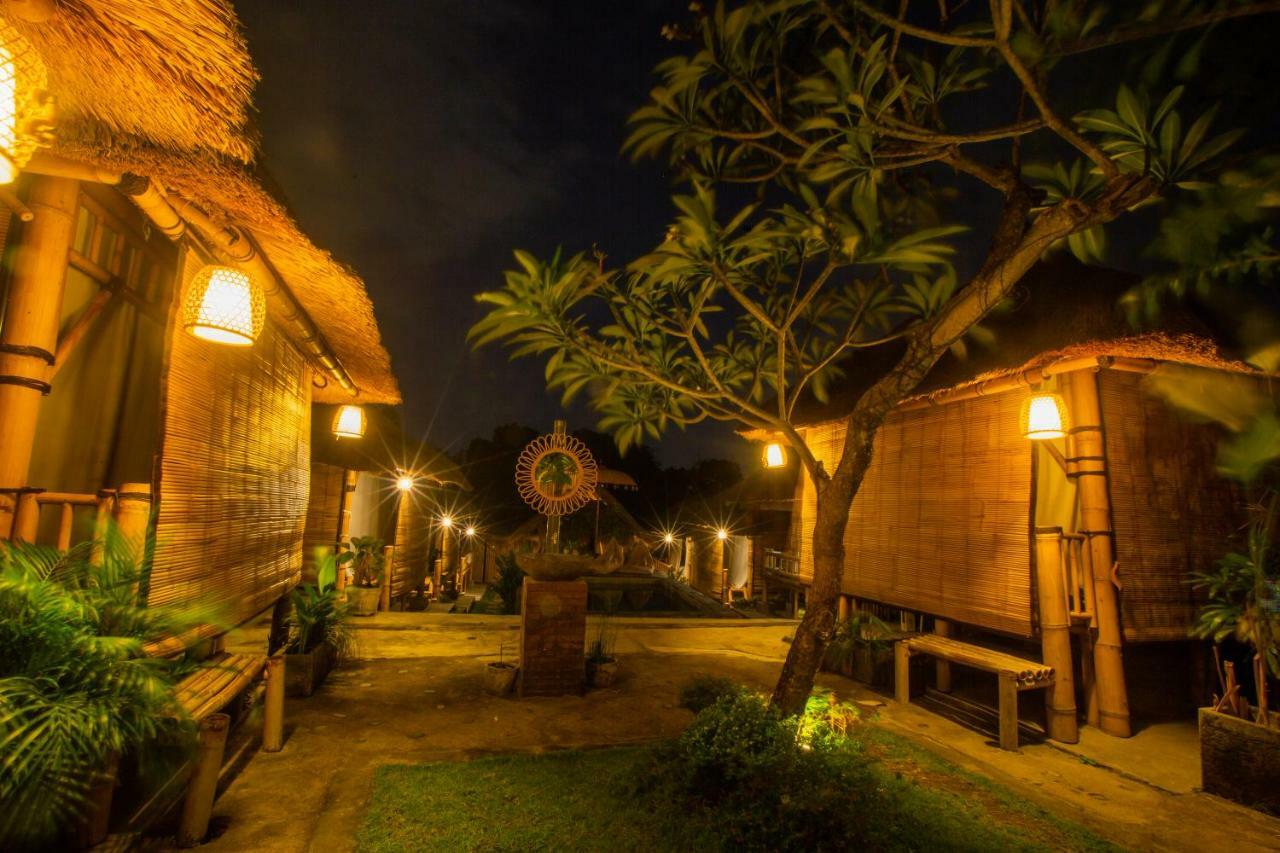 Salty Shakas Bamboo Stay Canggu Exterior photo